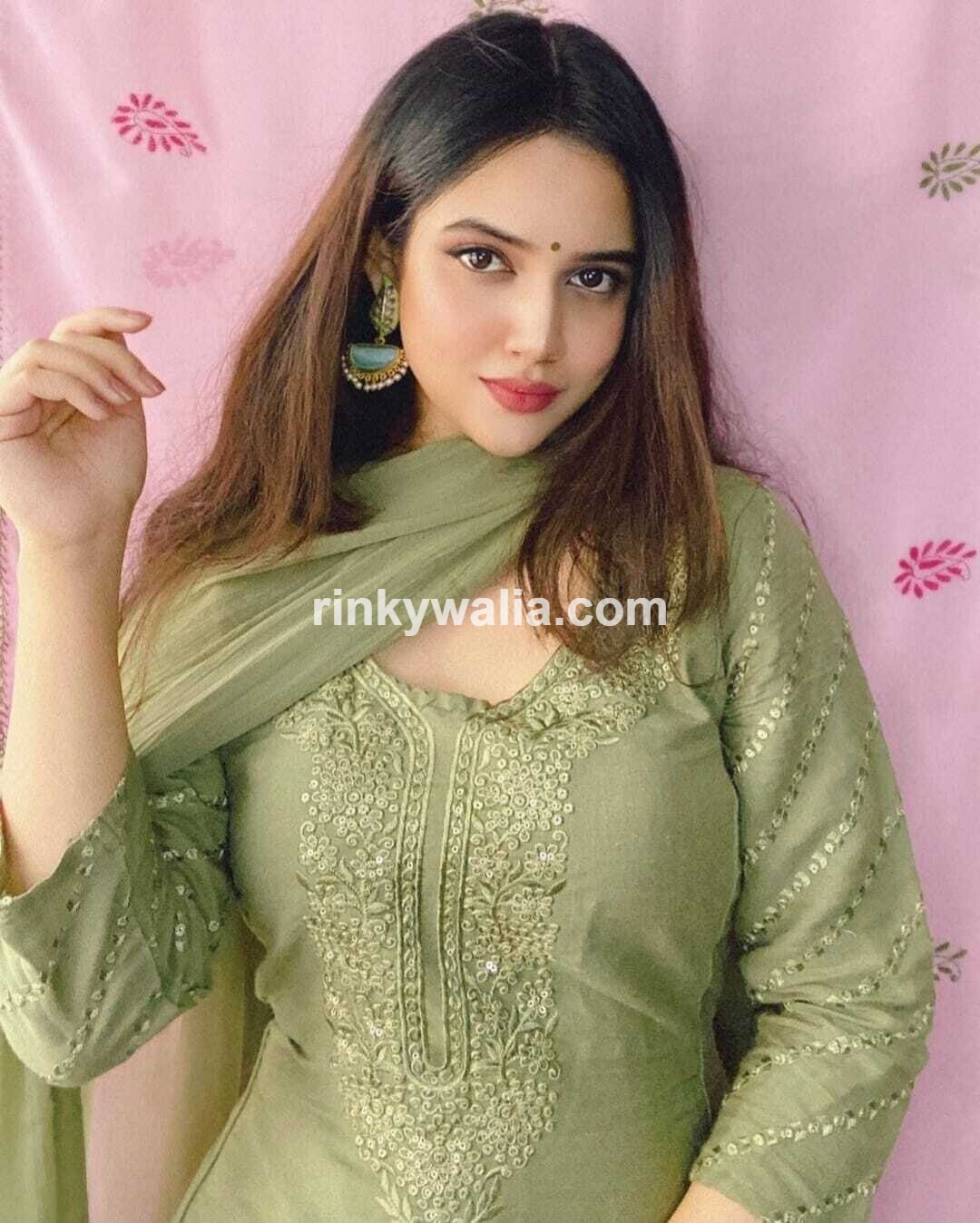 Independent Call Girls in Lucknow